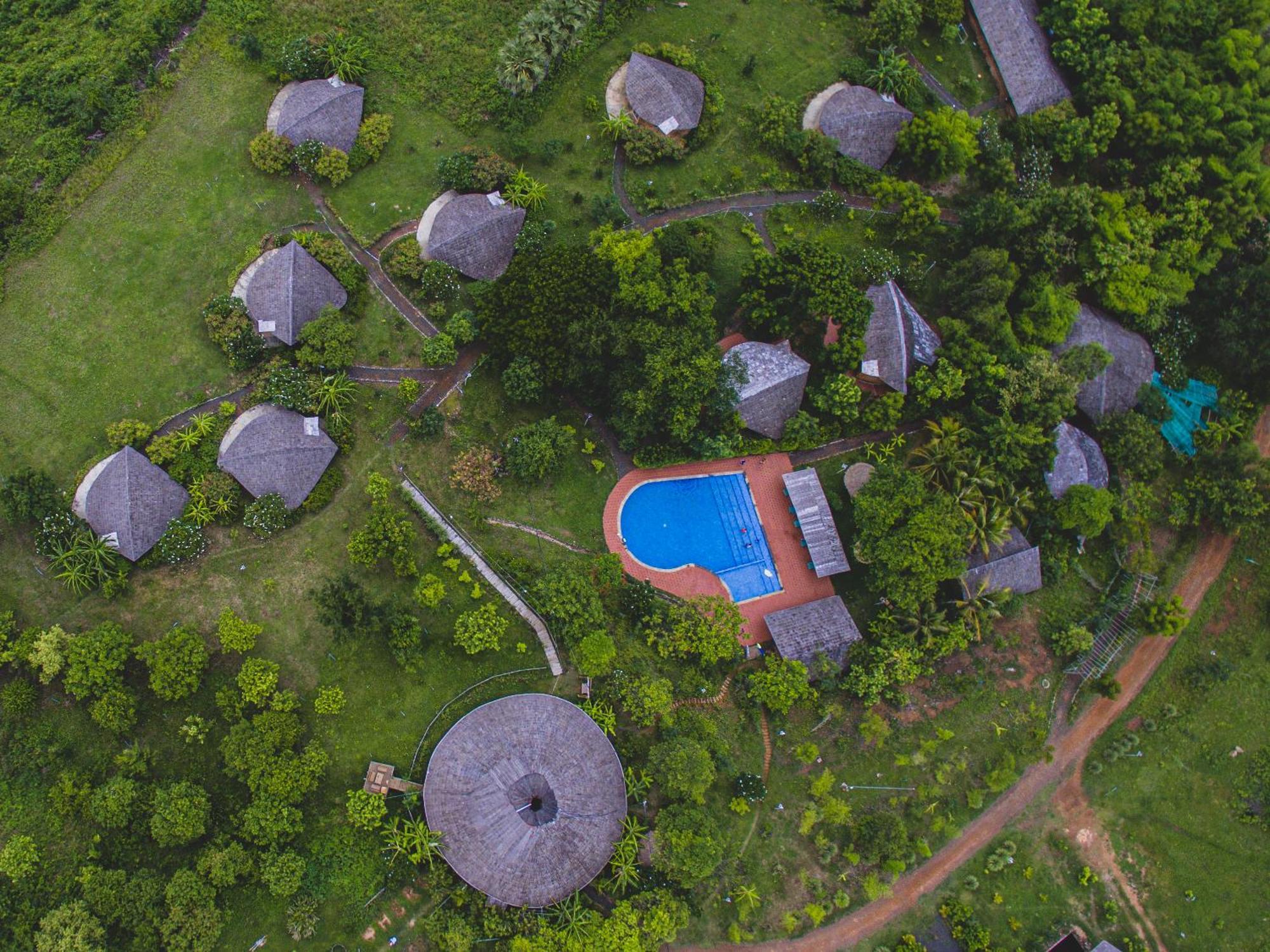 Hanchey Bamboo Resort Kampong Cham Exterior photo